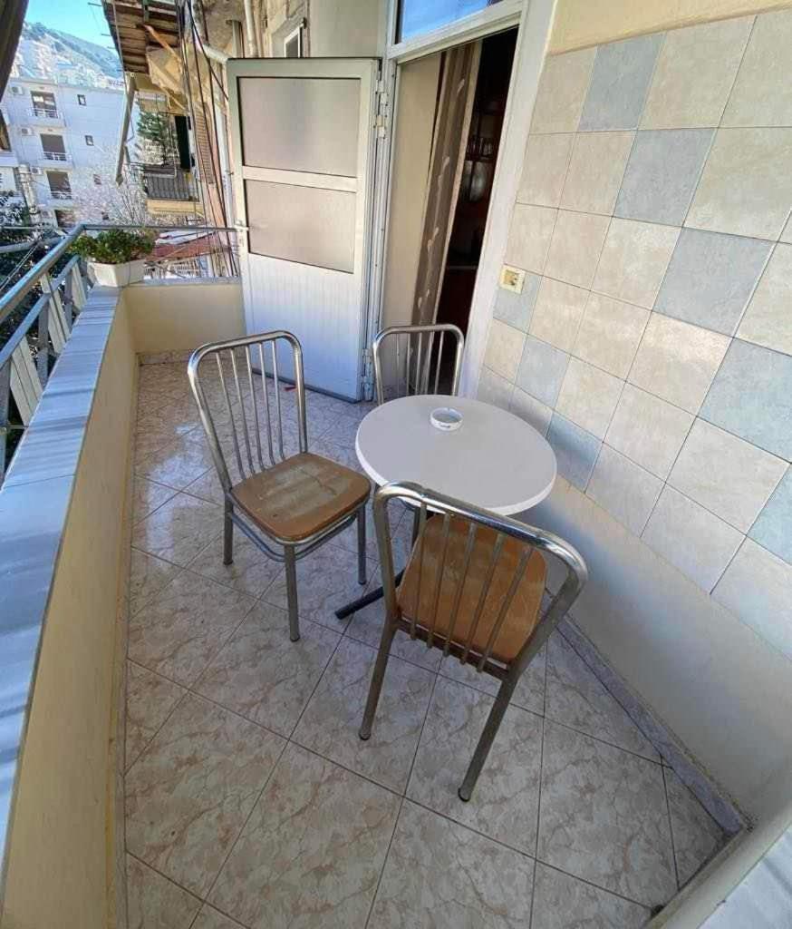 Koli Apartaments Sarandë Esterno foto
