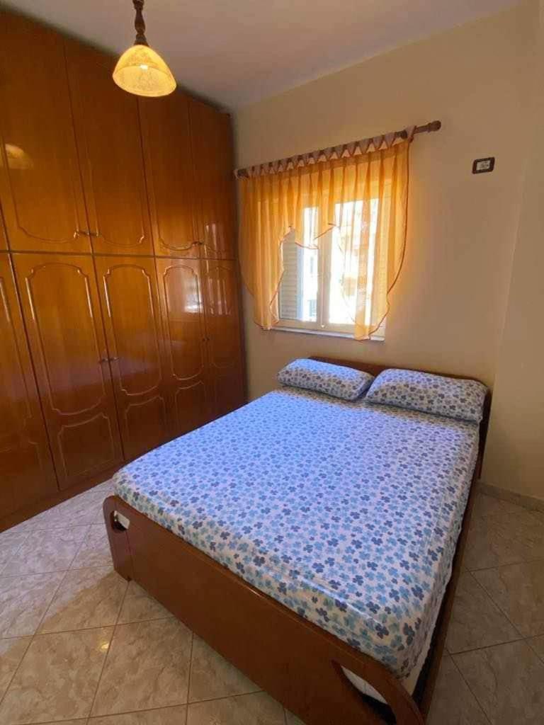 Koli Apartaments Sarandë Esterno foto