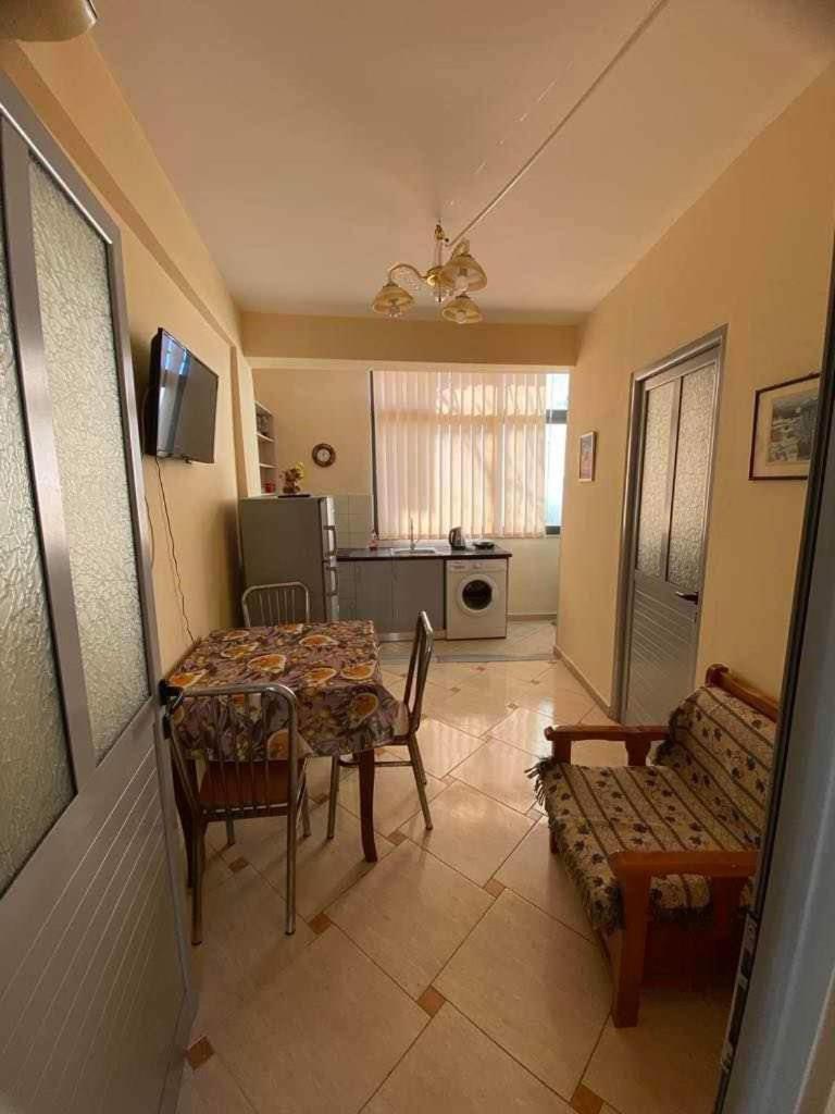 Koli Apartaments Sarandë Esterno foto